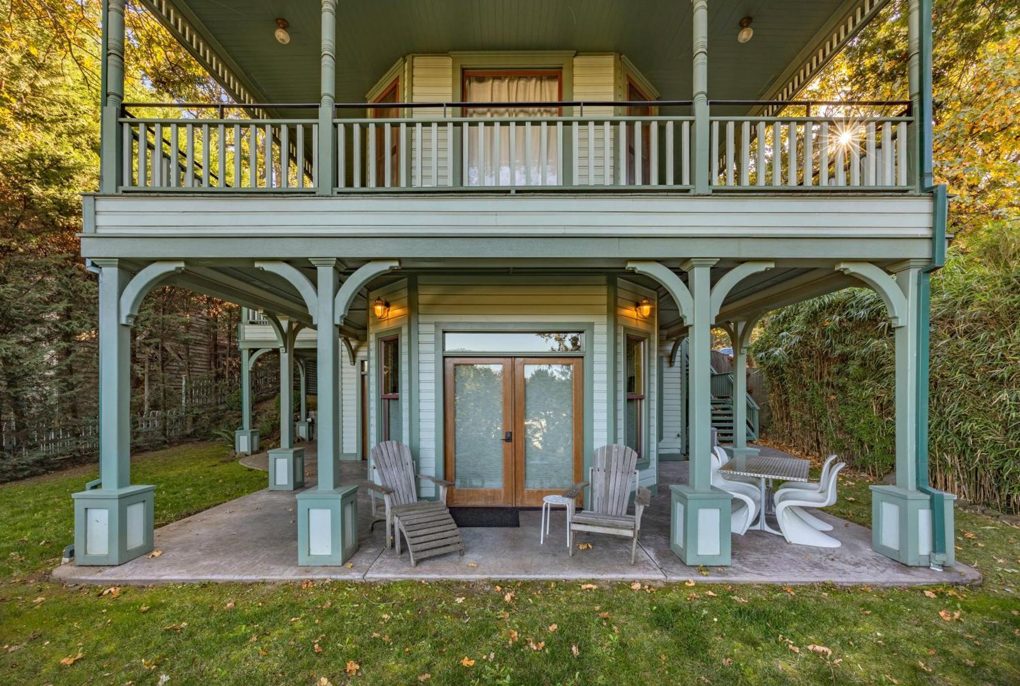 Historic Hood River Retreat With Stunning Gorge Views - Roe Parker House 빌라 외부 사진