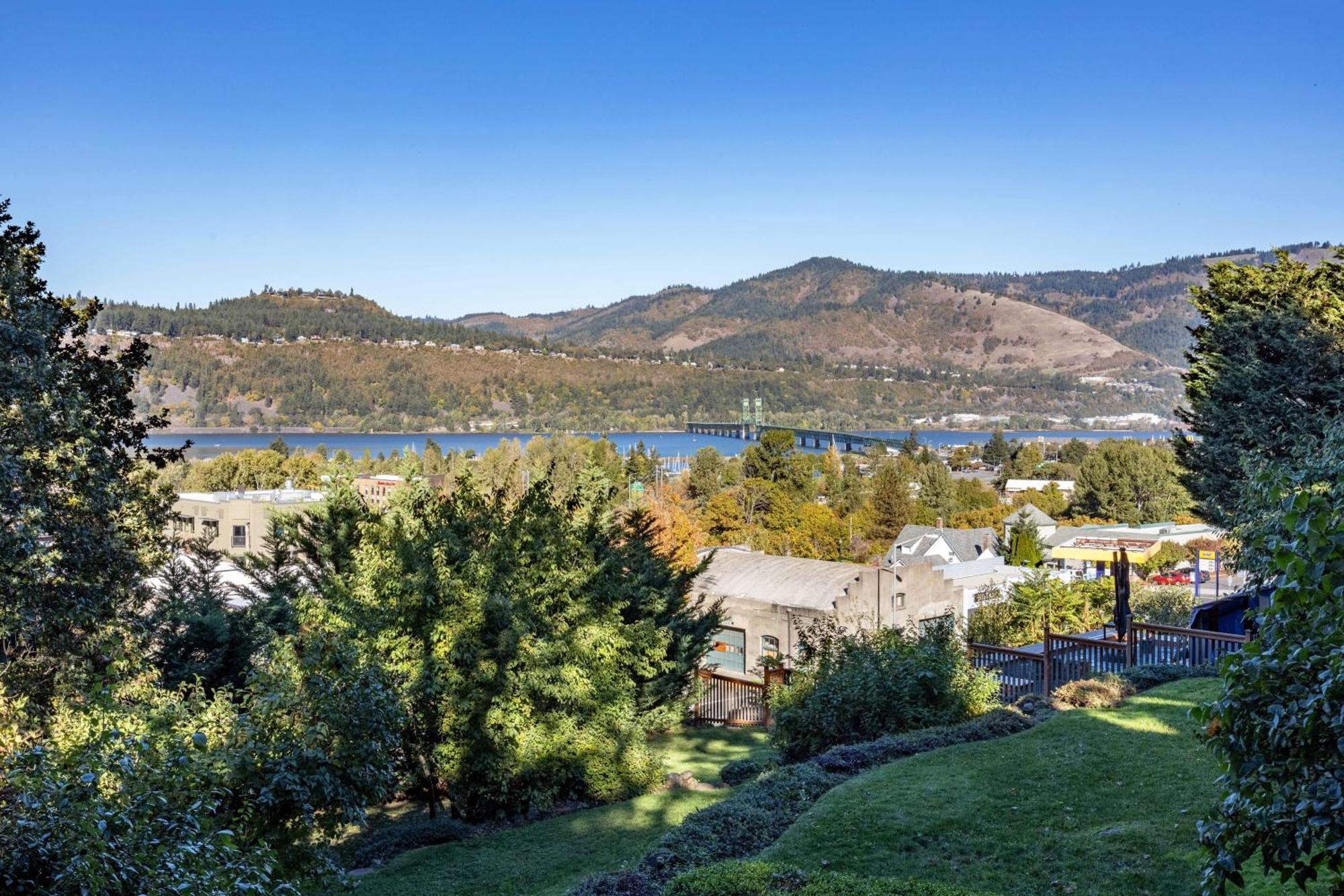 Historic Hood River Retreat With Stunning Gorge Views - Roe Parker House 빌라 외부 사진